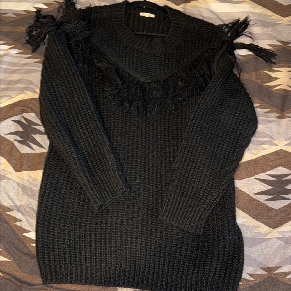 Fringe sweater